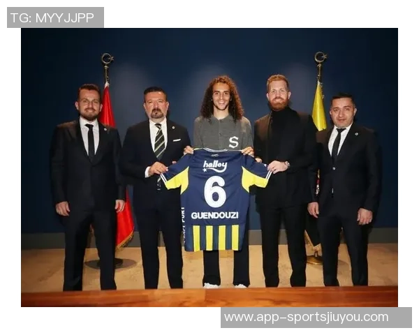 拉齐奥有意引进奇克替代即将离队的贡多齐